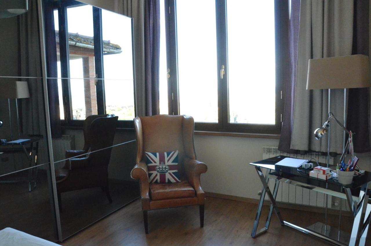 Apartamento La Terrazza Sull'Alba Montalcino Exterior foto